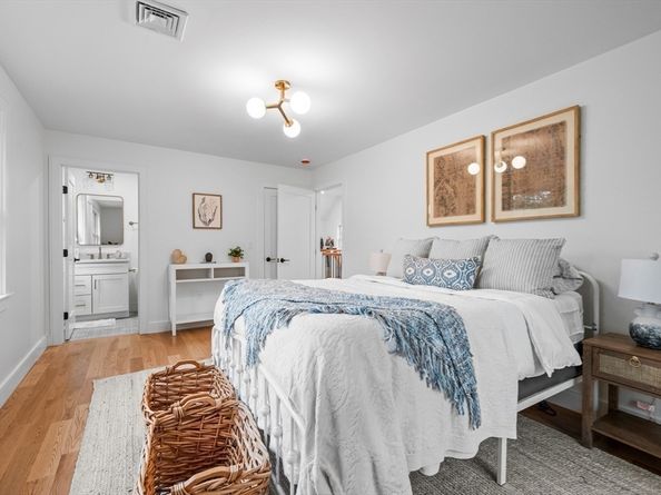 6 Grace Dr, Cohasset MA 02025