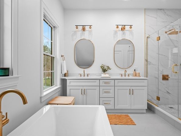 6 Grace Dr, Cohasset MA 02025