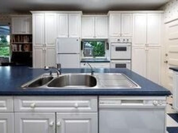 92 Grant Ave, Newton MA 02459