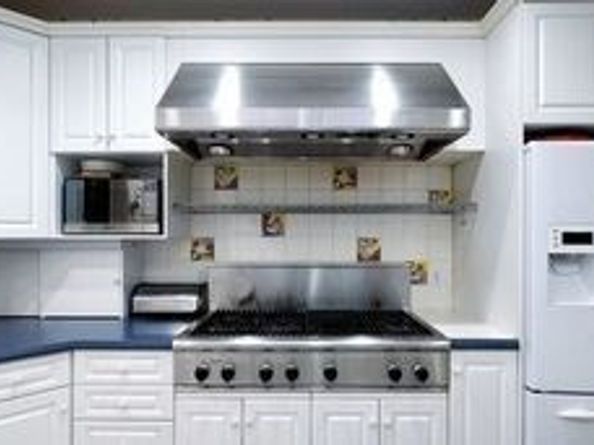 92 Grant Ave, Newton MA 02459