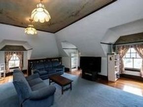 92 Grant Ave, Newton MA 02459
