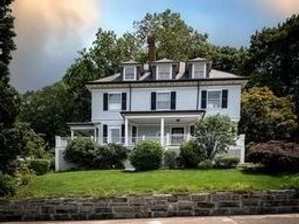 92 Grant Ave, Newton MA 02459