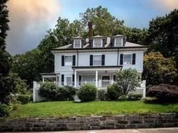 92 Grant Ave