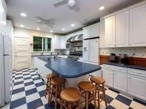 92 Grant Ave, Newton MA 02459