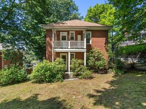 22 Holland Street 22, Newton MA 02458