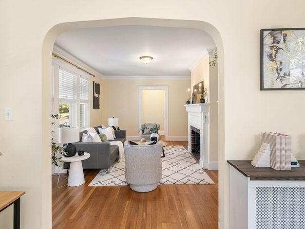22 Holland Street 22, Newton MA 02458