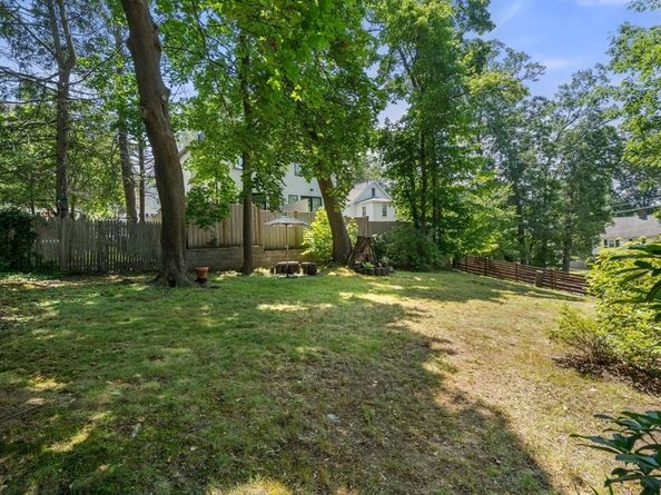 22 Holland Street 22, Newton MA 02458