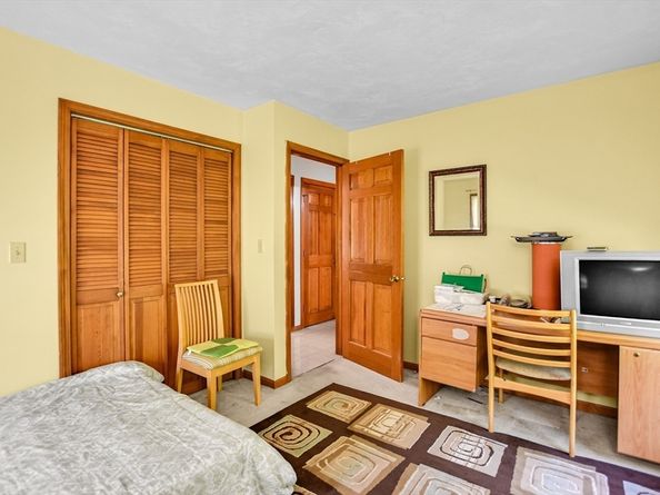15 Cheyenne, Worcester MA 01606