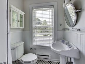 2 Elm St, Wellesley MA 02481