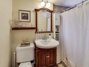 2 Elm St, Wellesley MA 02481