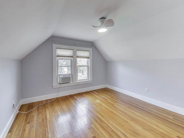 2 Elm St, Wellesley MA 02481