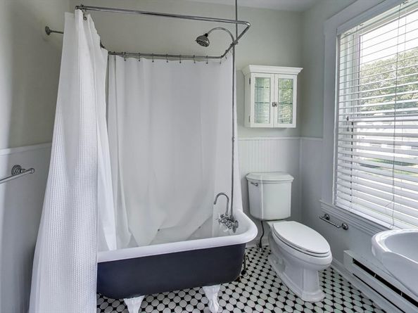 2 Elm St, Wellesley MA 02481