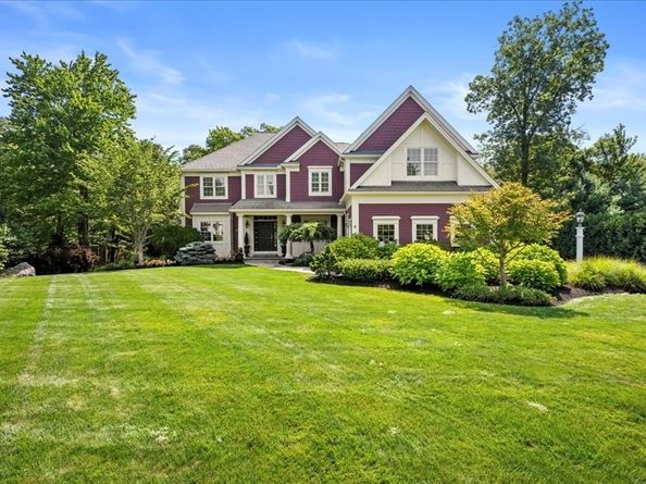 5 Highland Hill Dr, Shrewsbury MA 01545