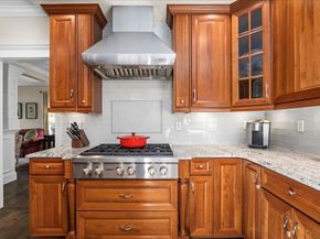 5 Highland Hill Dr, Shrewsbury MA 01545