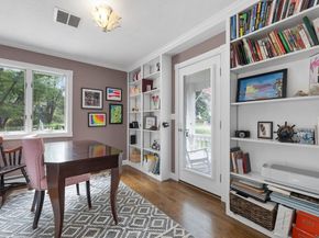 131 Bay Colony Dr, Westwood MA 02090