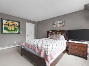 131 Bay Colony Dr, Westwood MA 02090