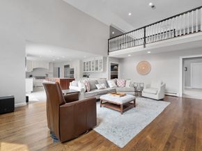 131 Bay Colony Dr, Westwood MA 02090