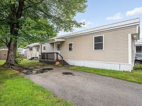209 New Yorker Avenue, Chelmsford MA 01824