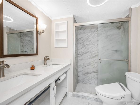 209 New Yorker Avenue, Chelmsford MA 01824