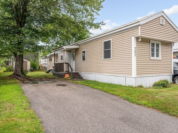 209 New Yorker Avenue, Chelmsford MA 01824