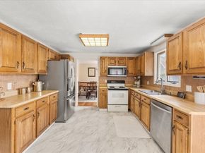 201 Comfort St 201, Bridgewater MA 02324