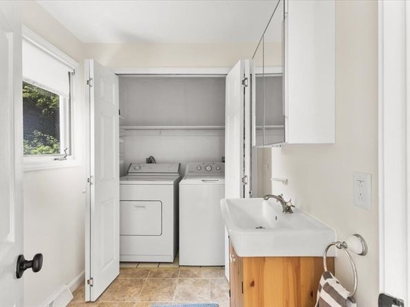 201 Comfort St 201, Bridgewater MA 02324
