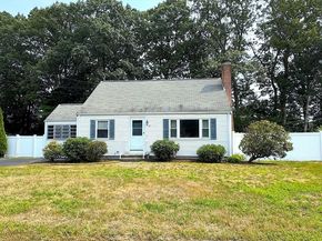 17 Meadowbrook Rd, Hudson MA 01749