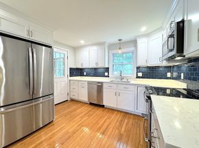 17 Meadowbrook Rd, Hudson MA 01749