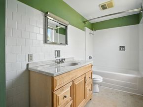 15 Lincoln, Brookfield MA 01506