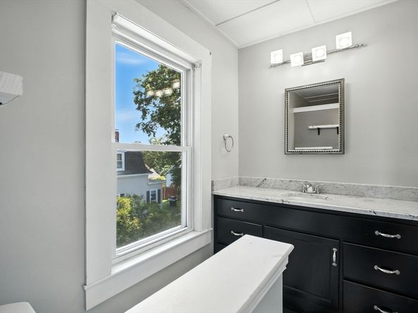 15 Lincoln, Brookfield MA 01506