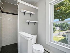 15 Lincoln, Brookfield MA 01506