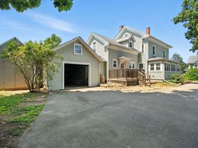 15 Lincoln, Brookfield MA 01506