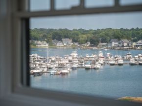 152 Water St 13, Danvers MA 01923