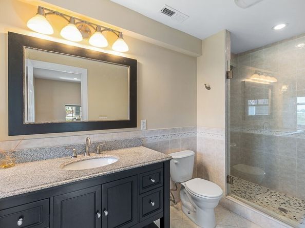 152 Water St 13, Danvers MA 01923