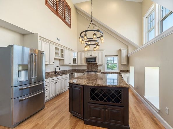152 Water St 13, Danvers MA 01923