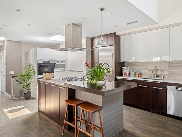 85 Sherman Street 10, Cambridge MA 02140