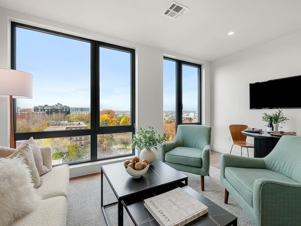 1515 Commonwealth Ave 607, Boston MA 02135
