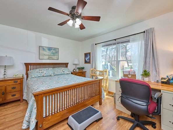 55 Friendship St, Billerica MA 01821