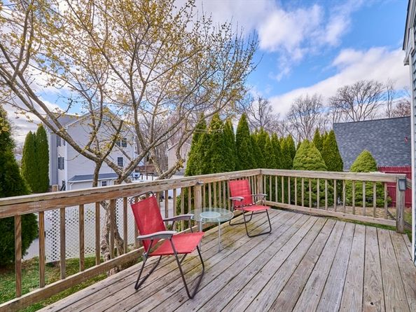 55 Friendship St, Billerica MA 01821