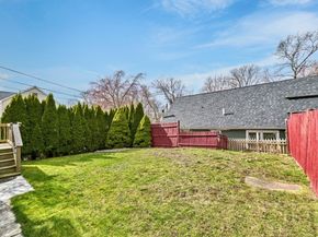 55 Friendship St, Billerica MA 01821
