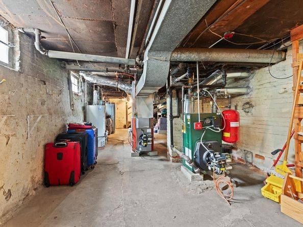 6 Greenville Ct, Somerville MA 02143