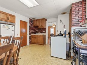 6 Greenville Ct, Somerville MA 02143