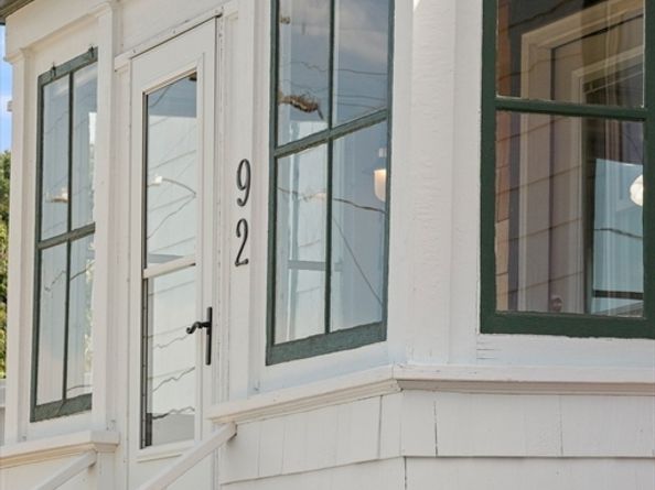 92 Arlington Rd, Woburn MA 01801