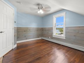92 Arlington Rd, Woburn MA 01801