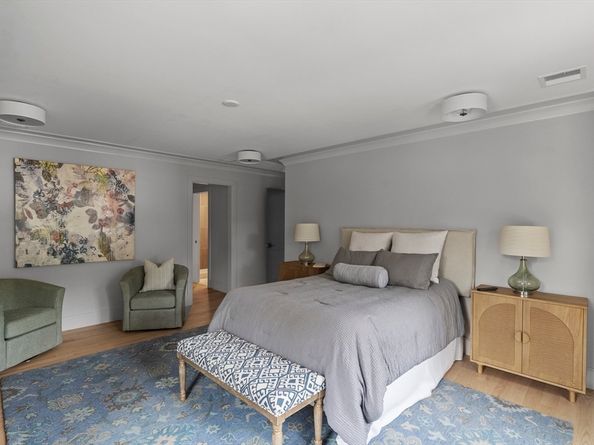 11 Avon Lane, Natick MA 01760