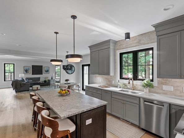 11 Avon Lane, Natick MA 01760