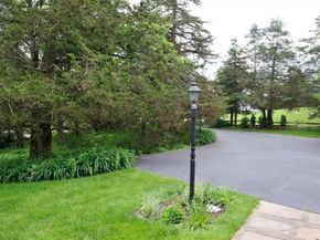 562 South Street, Shrewsbury MA 01545