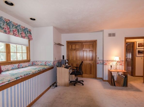 562 South Street, Shrewsbury MA 01545