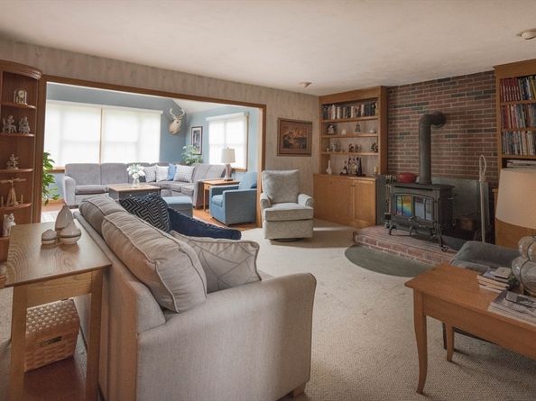 562 South Street, Shrewsbury MA 01545