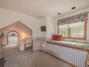 562 South Street, Shrewsbury MA 01545